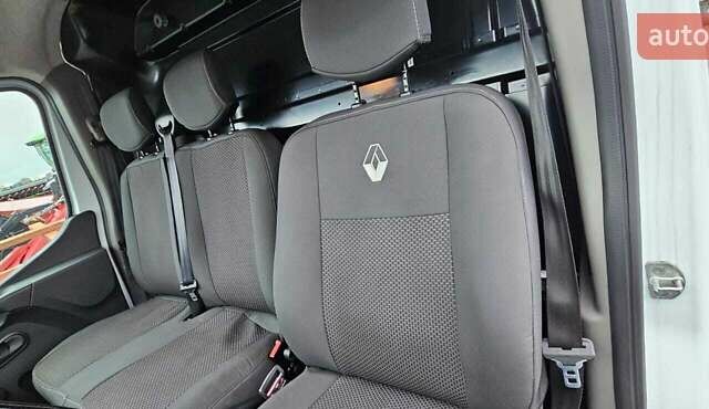 Білий Рено Мастєр, об'ємом двигуна 2.3 л та пробігом 55 тис. км за 35000 $, фото 9 на Automoto.ua