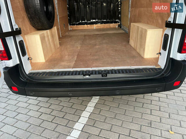 Білий Рено Мастєр, об'ємом двигуна 0 л та пробігом 279 тис. км за 21500 $, фото 28 на Automoto.ua