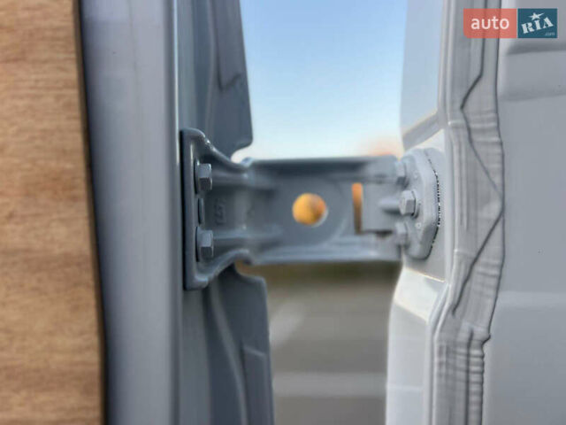 Білий Рено Мастєр, об'ємом двигуна 0 л та пробігом 279 тис. км за 21500 $, фото 45 на Automoto.ua