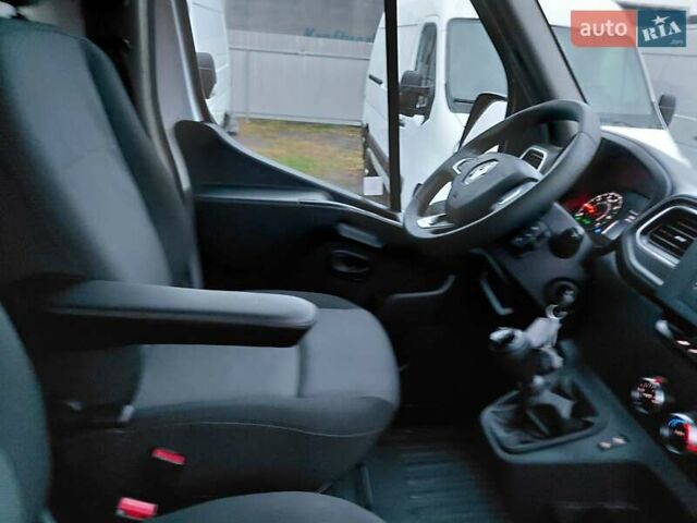 Белый Рено Мастер, объемом двигателя 2.3 л и пробегом 92 тыс. км за 25000 $, фото 35 на Automoto.ua