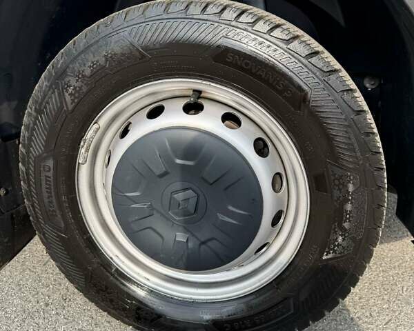 Білий Рено Мастєр, об'ємом двигуна 2.3 л та пробігом 94 тис. км за 27000 $, фото 74 на Automoto.ua