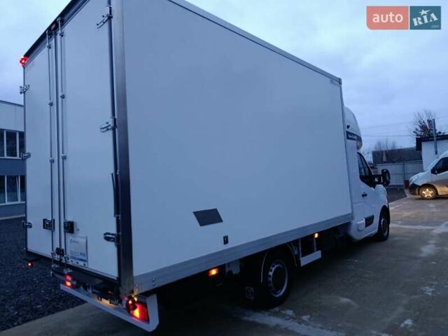 Белый Рено Мастер, объемом двигателя 2.3 л и пробегом 288 тыс. км за 21999 $, фото 45 на Automoto.ua