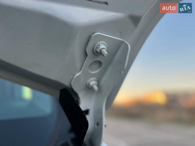Білий Рено Мастєр, об'ємом двигуна 0 л та пробігом 279 тис. км за 21500 $, фото 85 на Automoto.ua