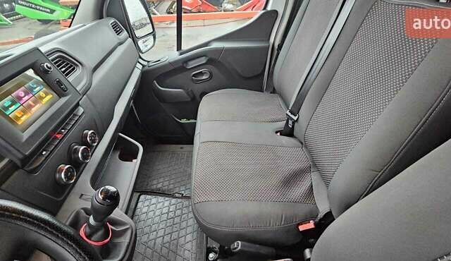 Білий Рено Мастєр, об'ємом двигуна 2.3 л та пробігом 55 тис. км за 35000 $, фото 7 на Automoto.ua