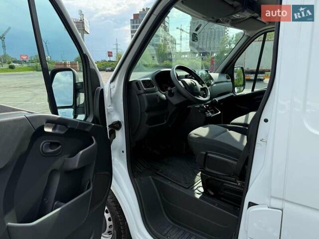 Білий Рено Мастєр, об'ємом двигуна 2.3 л та пробігом 94 тис. км за 27000 $, фото 45 на Automoto.ua