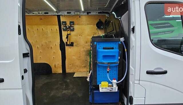 Білий Рено Мастєр, об'ємом двигуна 2.3 л та пробігом 55 тис. км за 35000 $, фото 14 на Automoto.ua