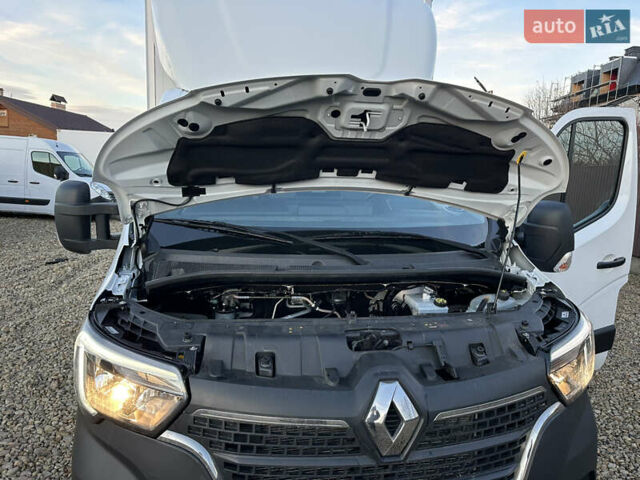 Белый Рено Мастер, объемом двигателя 2.3 л и пробегом 226 тыс. км за 27000 $, фото 26 на Automoto.ua