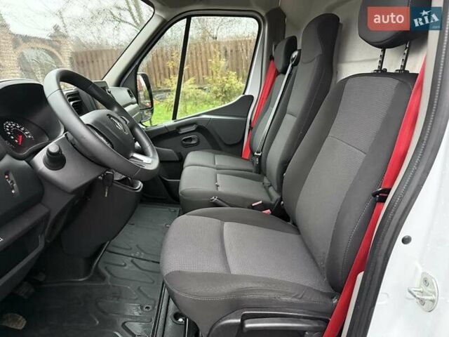 Белый Рено Мастер, объемом двигателя 2.3 л и пробегом 87 тыс. км за 27800 $, фото 14 на Automoto.ua