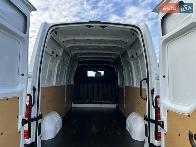 Білий Рено Мастєр, об'ємом двигуна 2.3 л та пробігом 108 тис. км за 21400 $, фото 28 на Automoto.ua