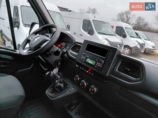 Белый Рено Мастер, объемом двигателя 2.3 л и пробегом 92 тыс. км за 25000 $, фото 34 на Automoto.ua