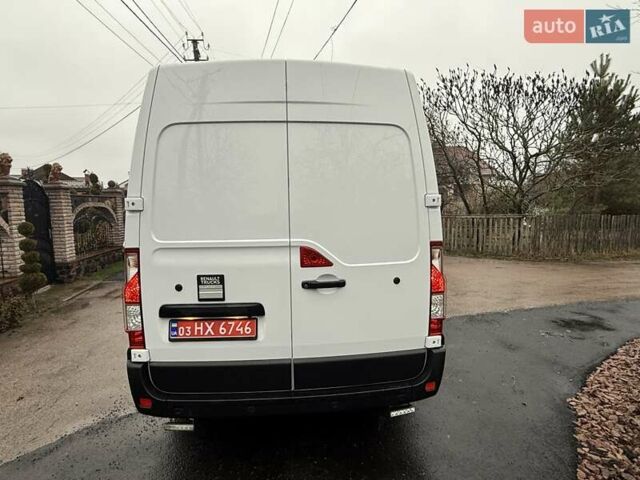 Белый Рено Мастер, объемом двигателя 2.3 л и пробегом 87 тыс. км за 27800 $, фото 4 на Automoto.ua