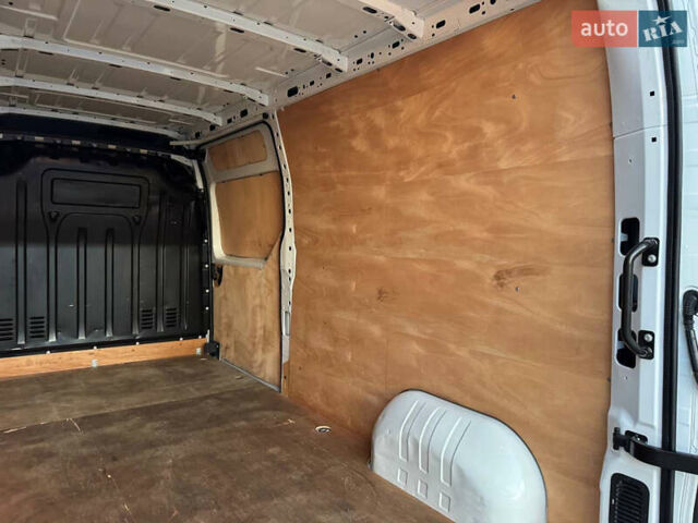 Білий Рено Мастєр, об'ємом двигуна 0 л та пробігом 193 тис. км за 21900 $, фото 87 на Automoto.ua