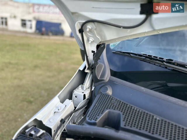 Білий Рено Мастєр, об'ємом двигуна 2.3 л та пробігом 108 тис. км за 21400 $, фото 50 на Automoto.ua