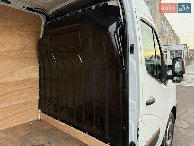 Білий Рено Мастєр, об'ємом двигуна 0 л та пробігом 203 тис. км за 21500 $, фото 35 на Automoto.ua