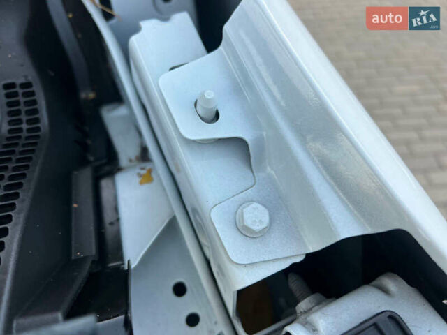 Білий Рено Мастєр, об'ємом двигуна 0 л та пробігом 279 тис. км за 21500 $, фото 80 на Automoto.ua