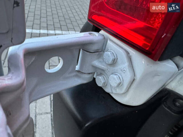 Білий Рено Мастєр, об'ємом двигуна 0 л та пробігом 193 тис. км за 21900 $, фото 90 на Automoto.ua