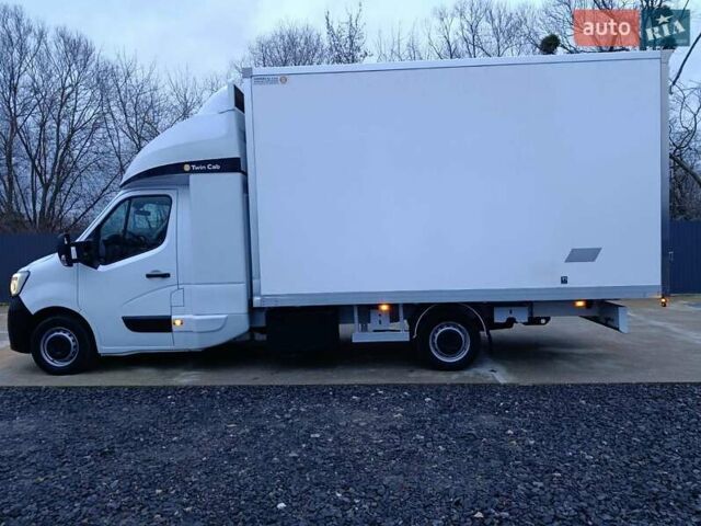 Белый Рено Мастер, объемом двигателя 2.3 л и пробегом 288 тыс. км за 21999 $, фото 38 на Automoto.ua