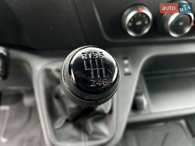 Білий Рено Мастєр, об'ємом двигуна 2.3 л та пробігом 105 тис. км за 21400 $, фото 46 на Automoto.ua