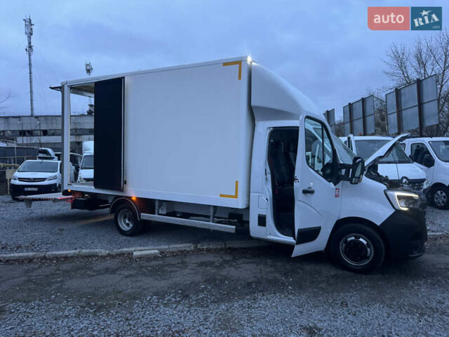 Білий Рено Мастєр, об'ємом двигуна 2.3 л та пробігом 122 тис. км за 32900 $, фото 17 на Automoto.ua