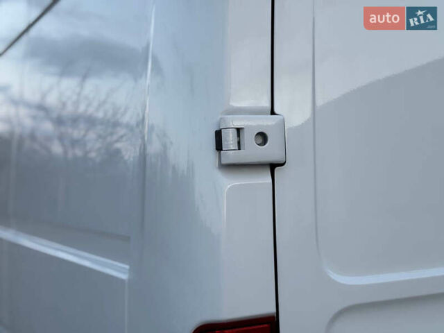 Білий Рено Мастєр, об'ємом двигуна 0 л та пробігом 193 тис. км за 21900 $, фото 46 на Automoto.ua