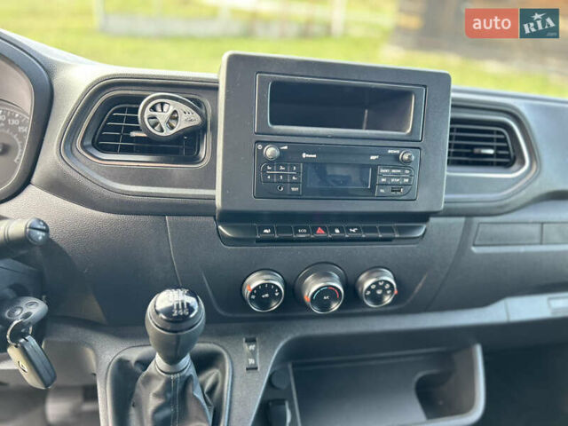 Білий Рено Мастєр, об'ємом двигуна 2.3 л та пробігом 108 тис. км за 21400 $, фото 42 на Automoto.ua