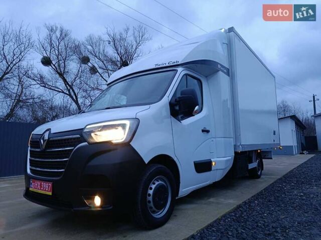 Белый Рено Мастер, объемом двигателя 2.3 л и пробегом 288 тыс. км за 21999 $, фото 9 на Automoto.ua