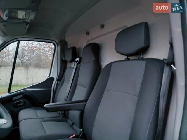 Белый Рено Мастер, объемом двигателя 2.3 л и пробегом 92 тыс. км за 25000 $, фото 51 на Automoto.ua