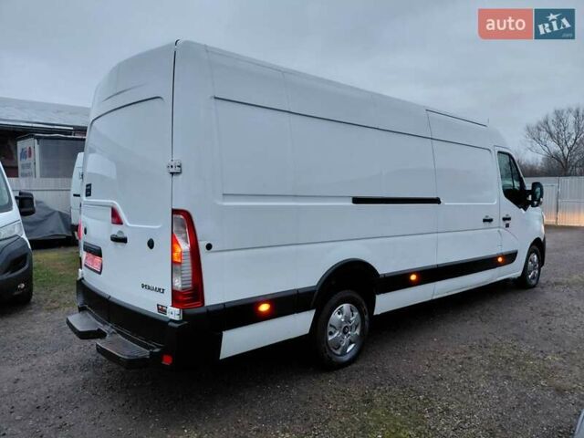 Белый Рено Мастер, объемом двигателя 2.3 л и пробегом 92 тыс. км за 25000 $, фото 3 на Automoto.ua
