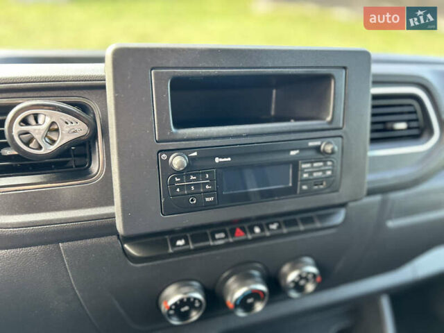 Білий Рено Мастєр, об'ємом двигуна 2.3 л та пробігом 108 тис. км за 21400 $, фото 45 на Automoto.ua