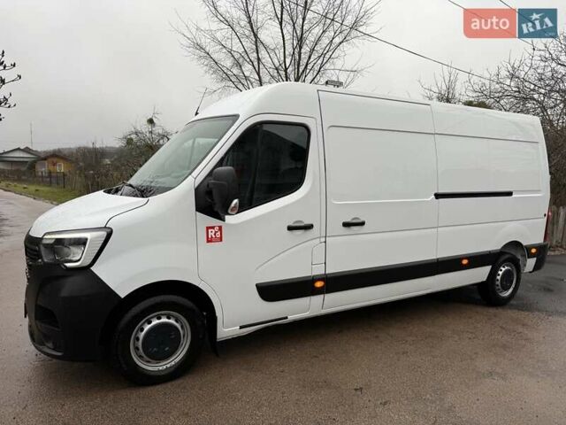 Белый Рено Мастер, объемом двигателя 2.3 л и пробегом 87 тыс. км за 27800 $, фото 1 на Automoto.ua