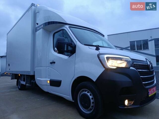 Белый Рено Мастер, объемом двигателя 2.3 л и пробегом 288 тыс. км за 21999 $, фото 2 на Automoto.ua