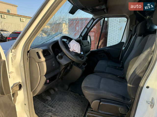 Білий Рено Мастєр, об'ємом двигуна 2.3 л та пробігом 190 тис. км за 9700 $, фото 9 на Automoto.ua