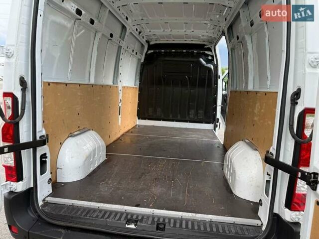 Білий Рено Мастєр, об'ємом двигуна 2.3 л та пробігом 94 тис. км за 27000 $, фото 71 на Automoto.ua