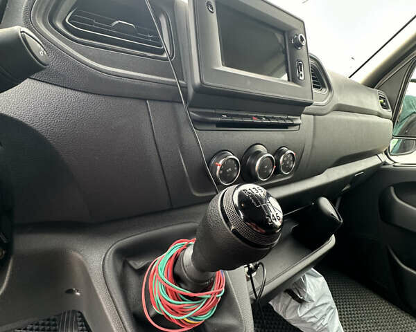 Білий Рено Мастєр, об'ємом двигуна 2.3 л та пробігом 84 тис. км за 27999 $, фото 13 на Automoto.ua