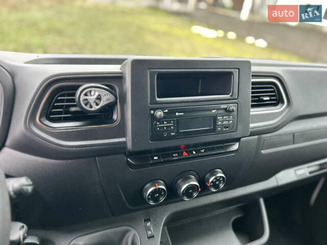 Білий Рено Мастєр, об'ємом двигуна 2.3 л та пробігом 105 тис. км за 21400 $, фото 42 на Automoto.ua