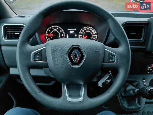 Белый Рено Мастер, объемом двигателя 2.3 л и пробегом 92 тыс. км за 25000 $, фото 49 на Automoto.ua