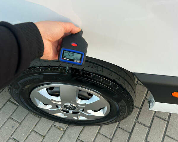 Білий Рено Мастєр, об'ємом двигуна 0 л та пробігом 279 тис. км за 21500 $, фото 94 на Automoto.ua