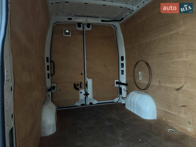 Білий Рено Мастєр, об'ємом двигуна 0 л та пробігом 193 тис. км за 21900 $, фото 96 на Automoto.ua