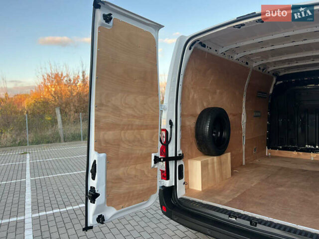 Білий Рено Мастєр, об'ємом двигуна 0 л та пробігом 279 тис. км за 21500 $, фото 33 на Automoto.ua