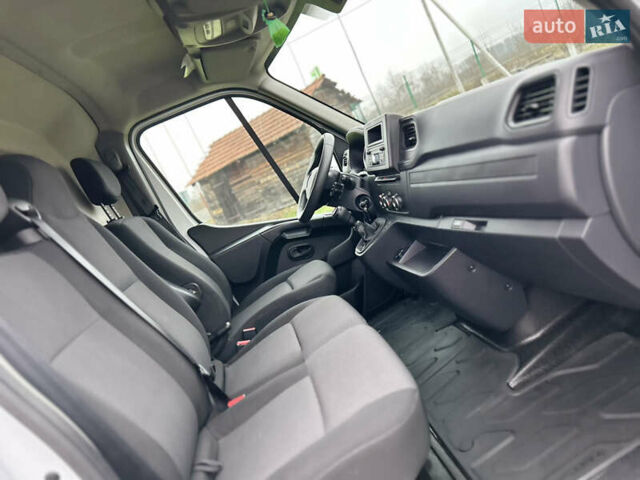 Білий Рено Мастєр, об'ємом двигуна 2.3 л та пробігом 105 тис. км за 21400 $, фото 36 на Automoto.ua