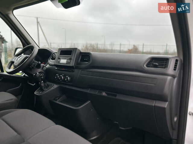 Білий Рено Мастєр, об'ємом двигуна 2.3 л та пробігом 105 тис. км за 21400 $, фото 33 на Automoto.ua