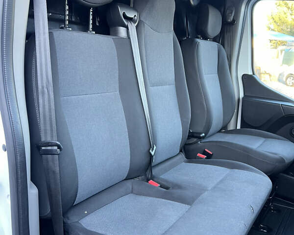 Білий Рено Мастєр, об'ємом двигуна 0 л та пробігом 156 тис. км за 21400 $, фото 16 на Automoto.ua