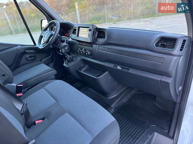 Білий Рено Мастєр, об'ємом двигуна 0 л та пробігом 193 тис. км за 21900 $, фото 63 на Automoto.ua