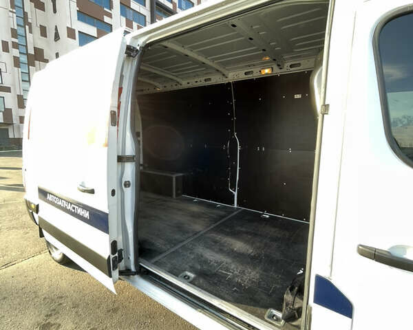 Білий Рено Мастєр, об'ємом двигуна 2.3 л та пробігом 220 тис. км за 25000 $, фото 9 на Automoto.ua