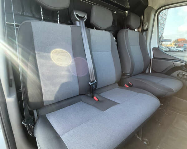 Білий Рено Мастєр, об'ємом двигуна 2.3 л та пробігом 220 тис. км за 25000 $, фото 23 на Automoto.ua