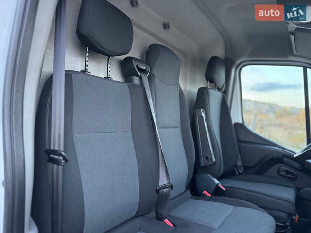 Білий Рено Мастєр, об'ємом двигуна 0 л та пробігом 193 тис. км за 21900 $, фото 64 на Automoto.ua