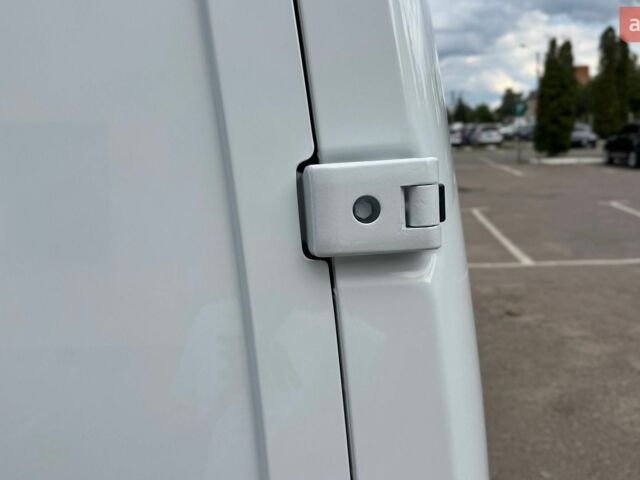 Белый Рено Мастер, объемом двигателя 2.3 л и пробегом 178 тыс. км за 22450 $, фото 106 на Automoto.ua