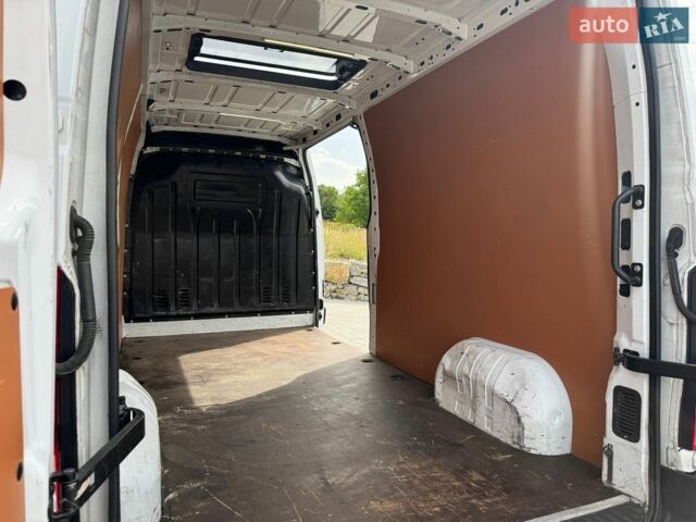 Белый Рено Мастер, объемом двигателя 2.3 л и пробегом 271 тыс. км за 18700 $, фото 78 на Automoto.ua