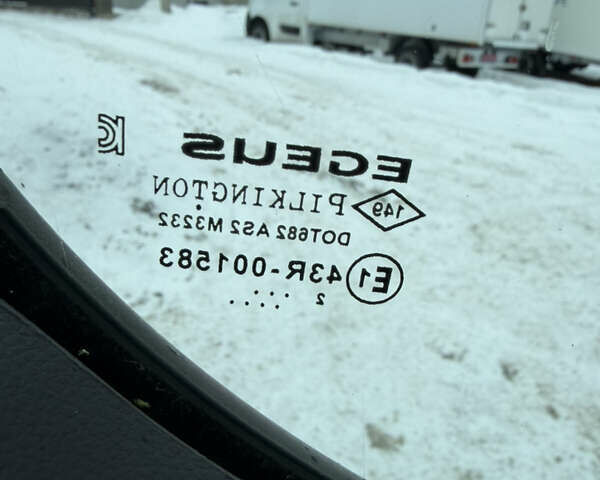 Белый Рено Мастер, объемом двигателя 2.3 л и пробегом 195 тыс. км за 19600 $, фото 20 на Automoto.ua