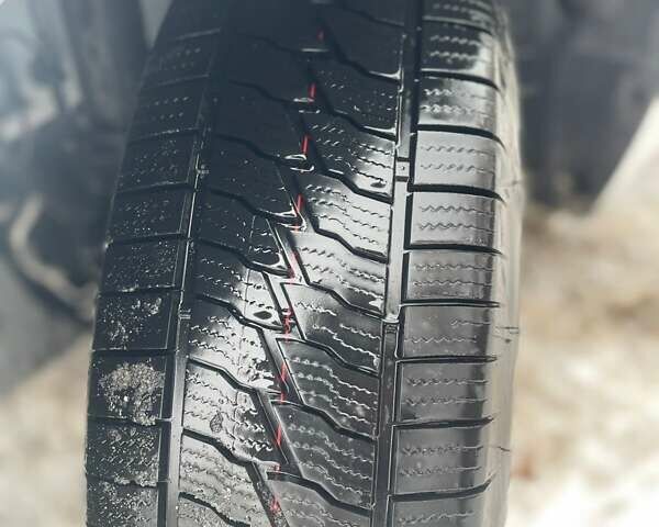 Белый Рено Мастер, объемом двигателя 2.3 л и пробегом 159 тыс. км за 24750 $, фото 4 на Automoto.ua